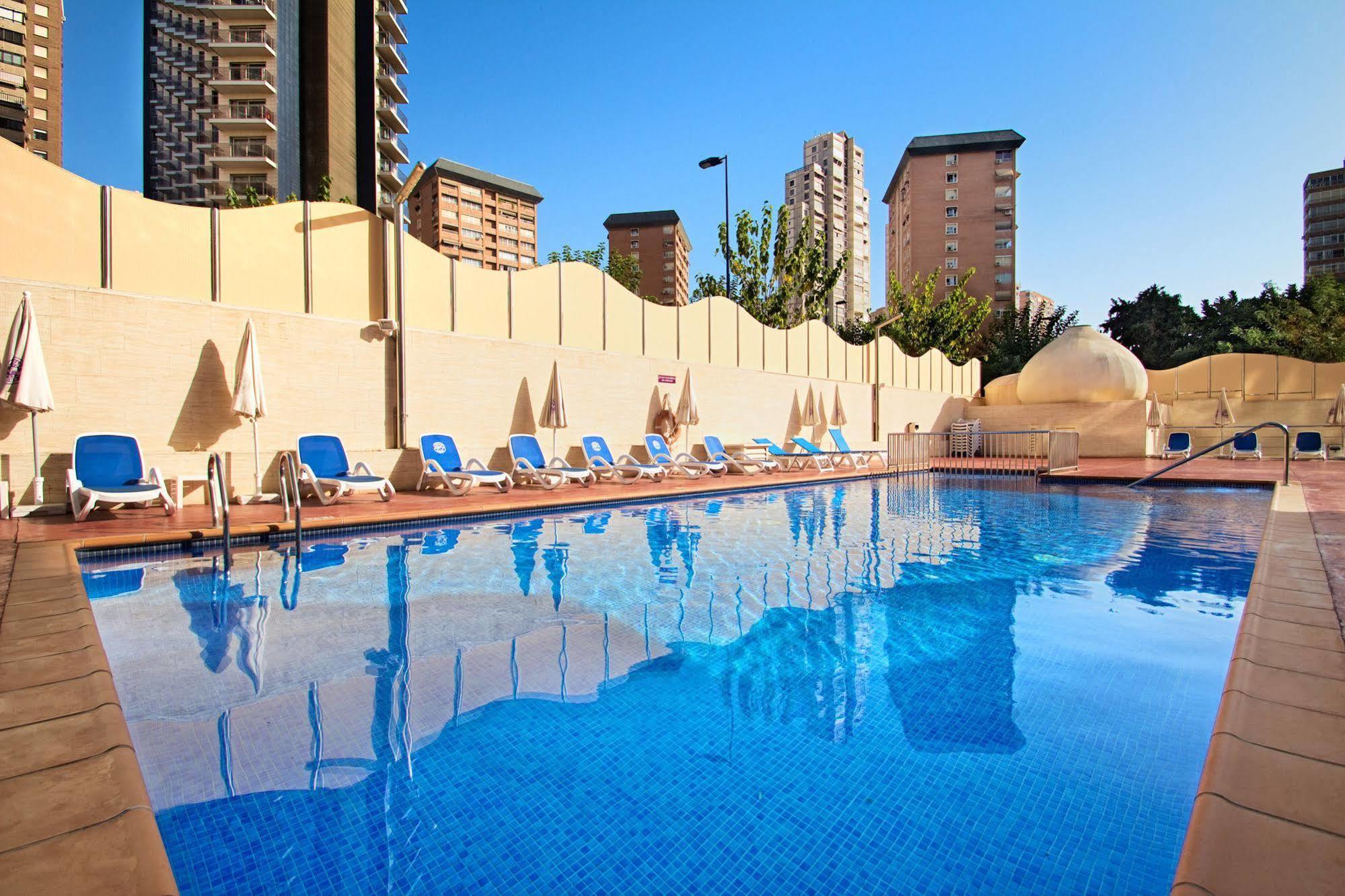 Hotel Servigroup Diplomatic Benidorm Exterior foto